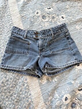 Casual Light Blue Denim Jean Shorts with Front Patch Pockets size 1